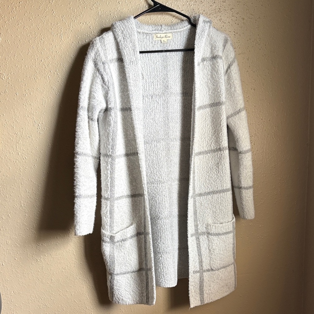 Elegant Heather Gray Hooded Cardigan